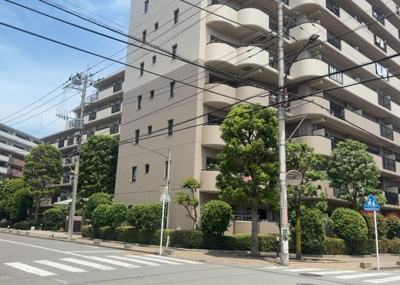 【外観】 | サンヴェール相模原 | マンションの外観は非常に重要なポイントです！外観の善し悪しは資産価値に大きな影響を与えます。外観のいいマンションを購入することで、高値で売却がしやすく、買い手が見つかりやすいというメリットがあります。