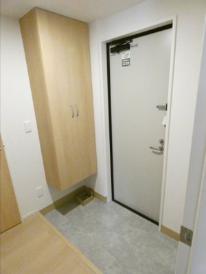 【玄関】 | サンガーデン新山口　A
