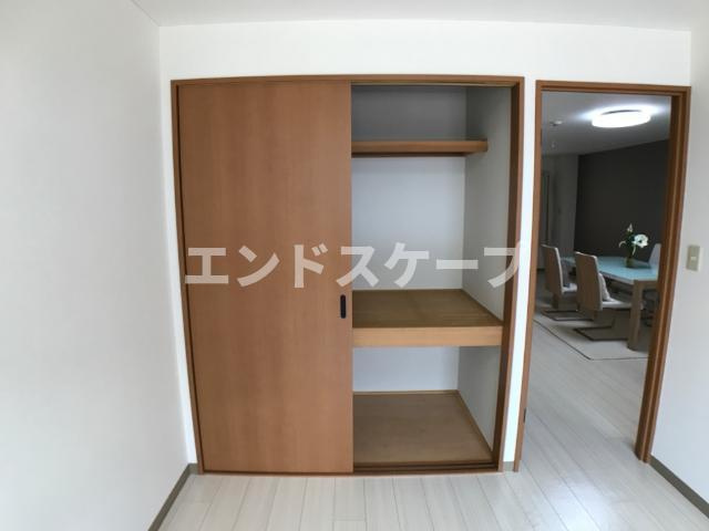 フォレスト粕川　Ａの収納|西側洋室収納
高崎、前橋のお部屋探しはエンドスケープまで！お客様の理想お聞かせ下さい♪