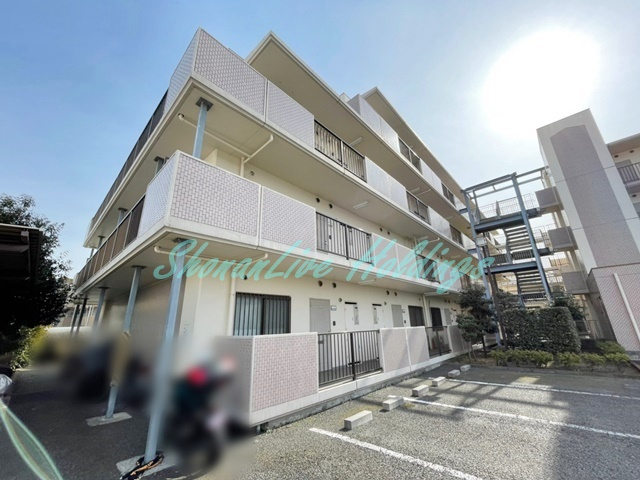 藤沢市鵠沼神明２丁目の賃貸マンションの外観|「同建物反転タイプ」