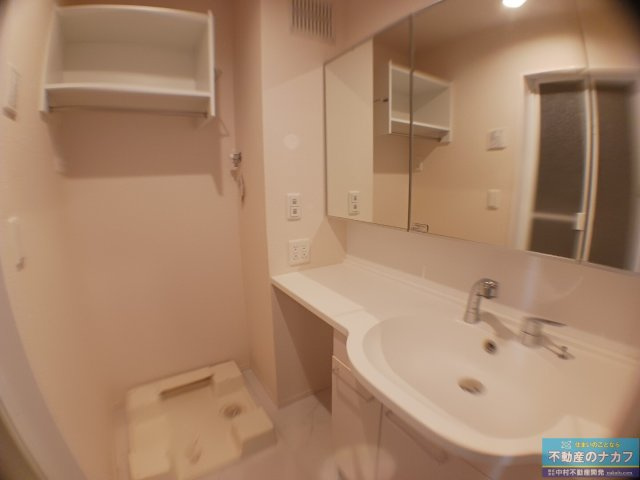 コンフィデンスＫ.Ｓ近見の洗面所|※同タイプの部屋写真です