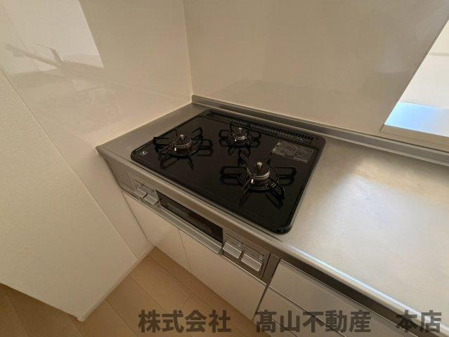 福津市津屋崎４丁目のアパートのキッチン