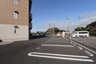 【駐車場】 | クレア神立 | 駐車場