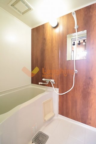 竹野屋ビルの浴室|きれいなお風呂です
