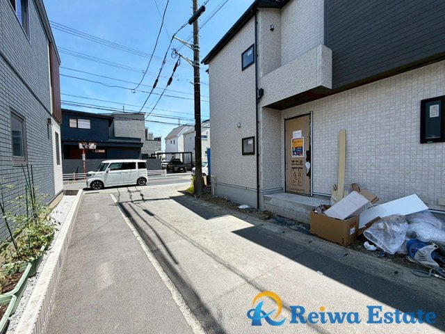 新築戸建　高座郡寒川町一之宮8丁目の前面道路含む現地写真