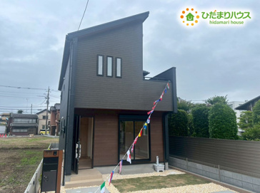 東松山市松本町1丁目　新築一戸建て　ブルーミングガーデン　01の画像