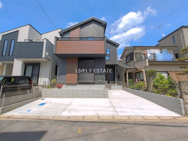 越谷市神明町2丁目 新築分譲住宅の外観