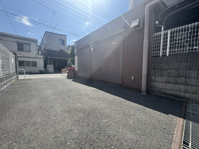 デュオシティ木場公園のその他|敷地内ごみ置き場です♪