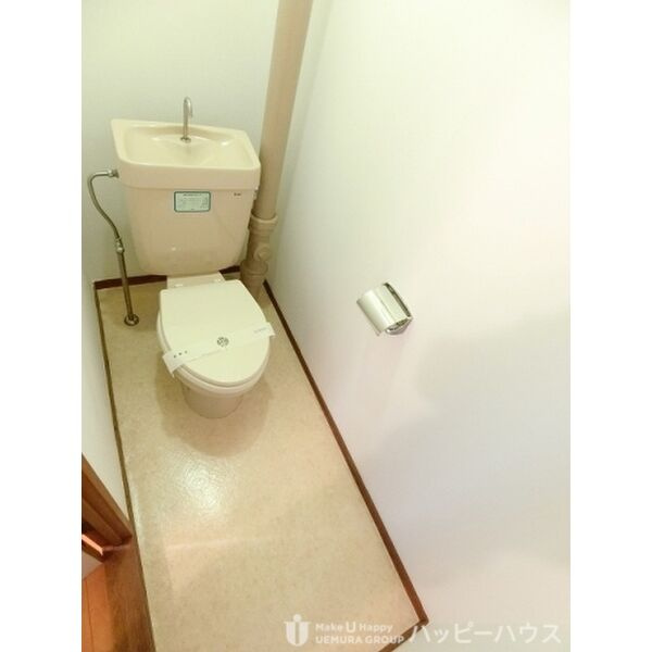 和白宮前ビルのトイレ