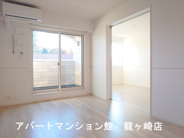 サニーサイドⅠの居間・リビング|※写真は全て202号室を使用