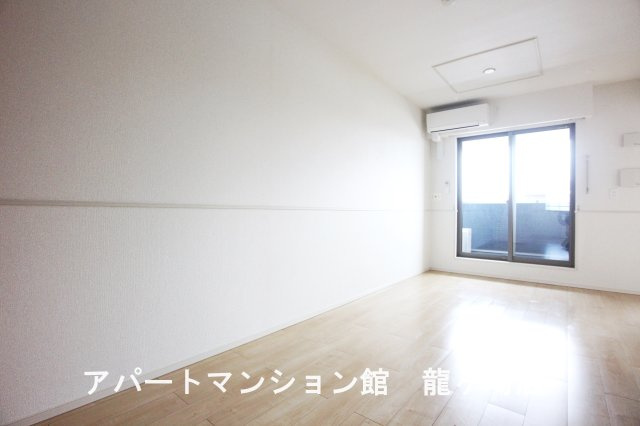 アルカディアⅦの居間・リビング