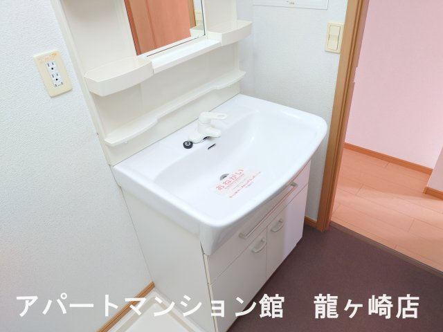 フォンテーヌ・カーサの独立洗面台