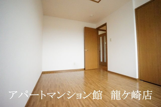 ヴィラフォレストBの寝室