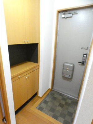 【玄関】 | アメニティ殿山B棟