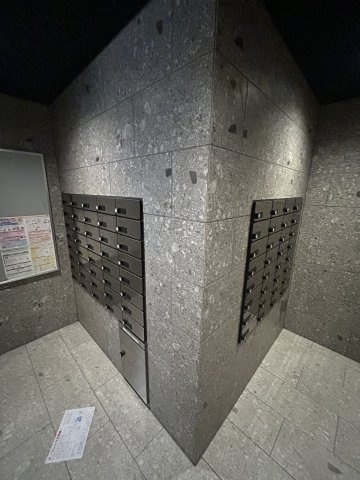 プレサンス塚本ベラビィのその他共用部分