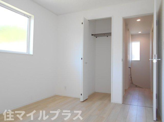 【洋室】 | 石川町下泉新築一戸建て2棟 | 広々とした洋室です