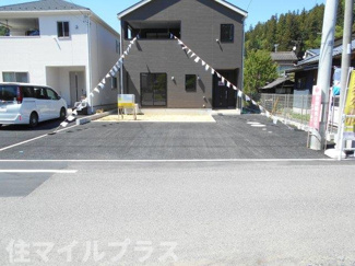 【駐車場】 | 石川町下泉新築一戸建て2棟 | 駐車場の用意があります