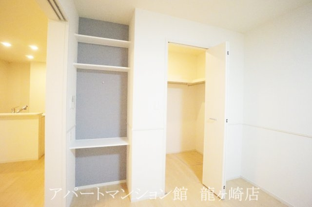 アール　ホームズⅡの収納