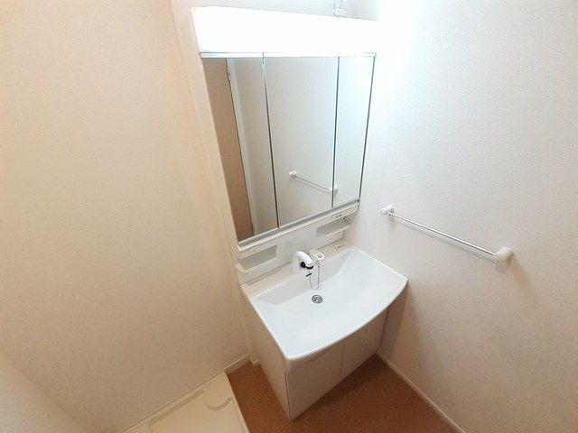 コラードDの独立洗面台