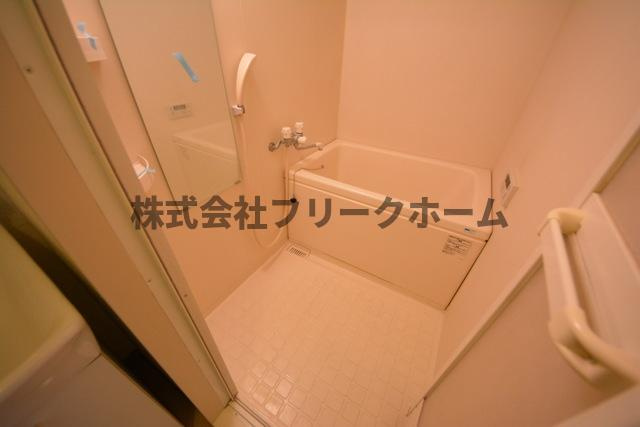武蔵野市境４丁目の賃貸マンションの浴室