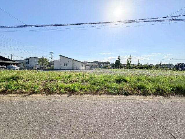 坂戸市新堀　建築条件なし売地　「坂戸駅」バス14分　敷地91坪　【入西小学区】