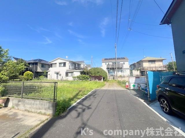 ◎茅ヶ崎市浜竹4丁目　建築条件なし　売地　区画2の前面道路含む現地写真|前面道路の様子です◇