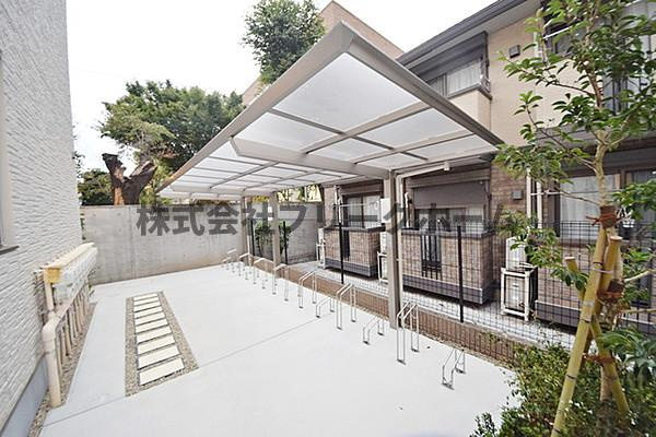 武蔵野市吉祥寺北町４丁目の賃貸マンションの駐車場