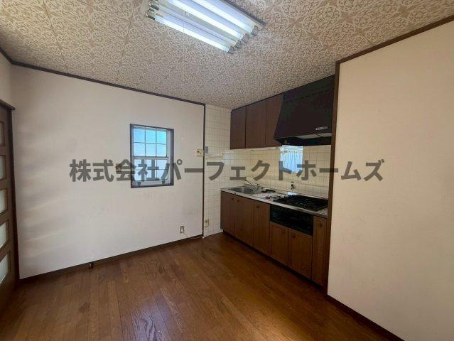 堀溝3丁目戸建　賃貸の居間・リビング|ゆったり過ごせるリビングです