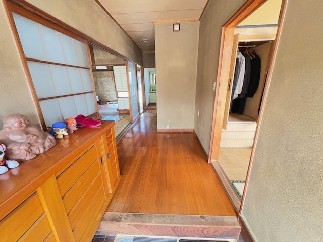 藤岡市下大塚　中古680の内装|内装は落ち着いています