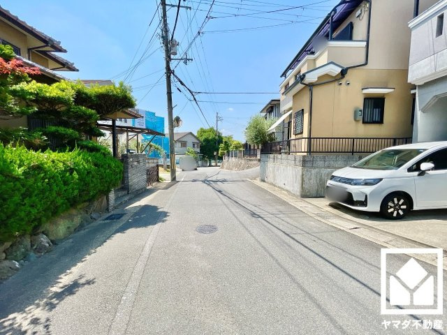 宇治市広野町宮谷の前面道路含む現地写真