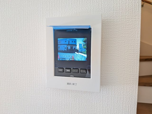 八王子市　台町　新築一戸建て　１期の防犯設備|～TVモニター付インターホン　訪問者の確認に便利です～