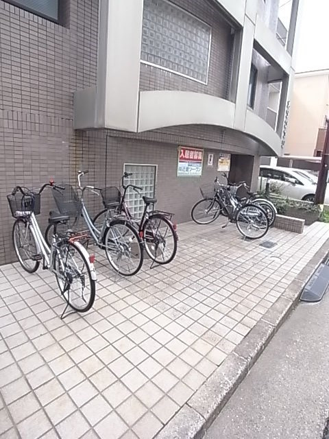 尼崎市東園田町５丁目のアパートのその他共用部分