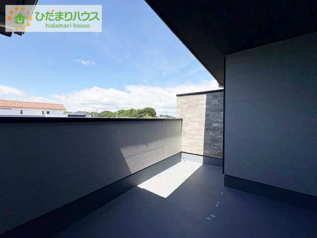 ひたちなか市市毛4期　新築戸建　2号棟のバルコニー|広々としたバルコニー。お洗濯物もぜーんぶ干せちゃいます！！