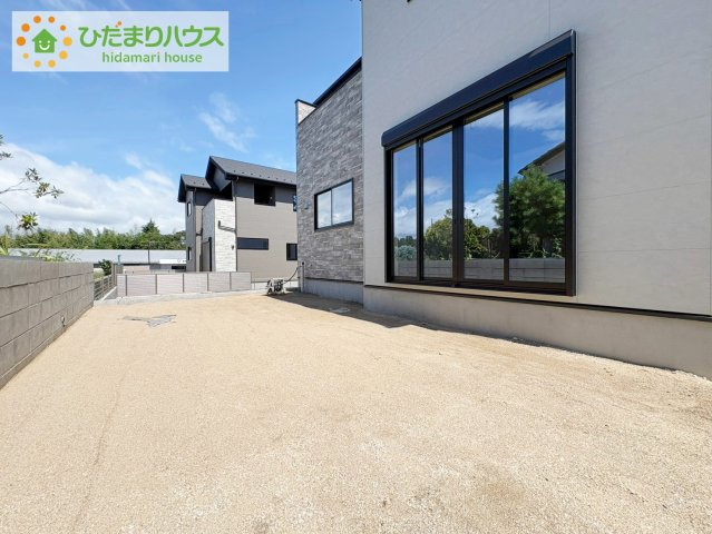 ひたちなか市市毛4期　新築戸建　2号棟の庭|周辺には高い建物がないため、お庭には太陽の光が降り注ぎます♪
