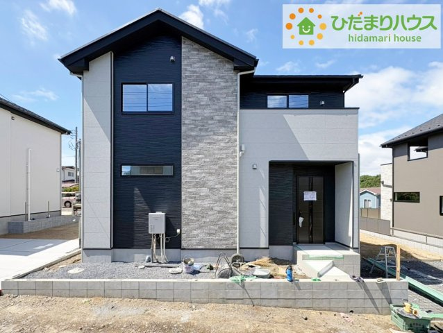 ひたちなか市市毛4期　新築戸建　2号棟の外観|たっぷりの陽光と心地よい風が舞い込む住まい