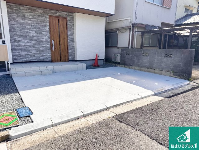 加古川市尾上町養田　新築一戸建ての駐車場|駐車スペース！散水栓があるので、こまめに愛車を洗えます！