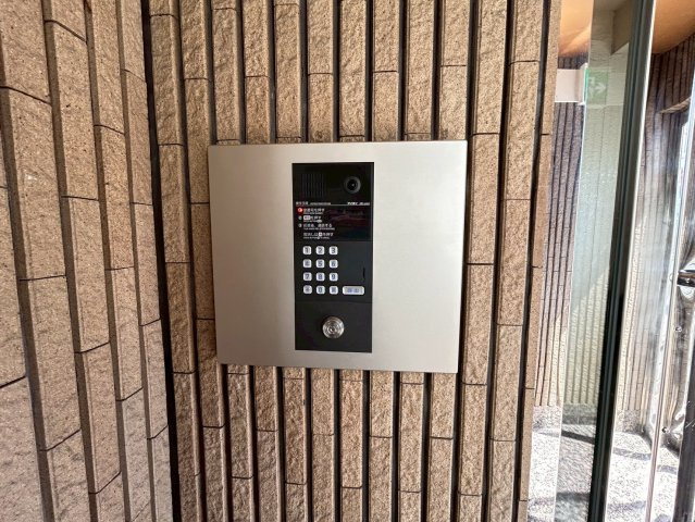 東大阪市若江西新町３丁目の賃貸マンションのセキュリティ