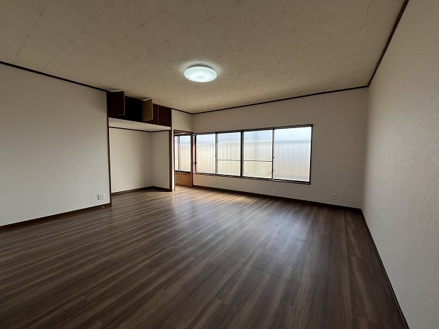 【洋室】 | 筑西市岡芹　中古戸建