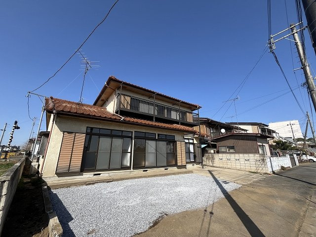 【前面道路含む現地写真】 | 筑西市岡芹　中古戸建