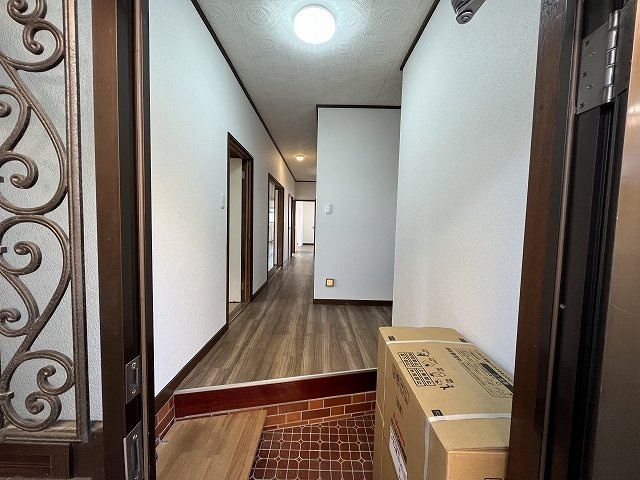 【玄関】 | 筑西市岡芹　中古戸建