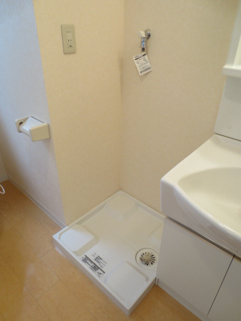 ツインハイツの設備|洗濯機置場（別号室の写真です）