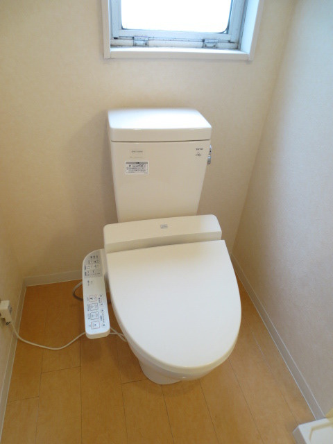 ツインハイツのトイレ|（別号室の写真です）