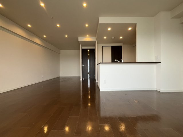 京都桂川つむぎの街マークスクエアの居間・リビング