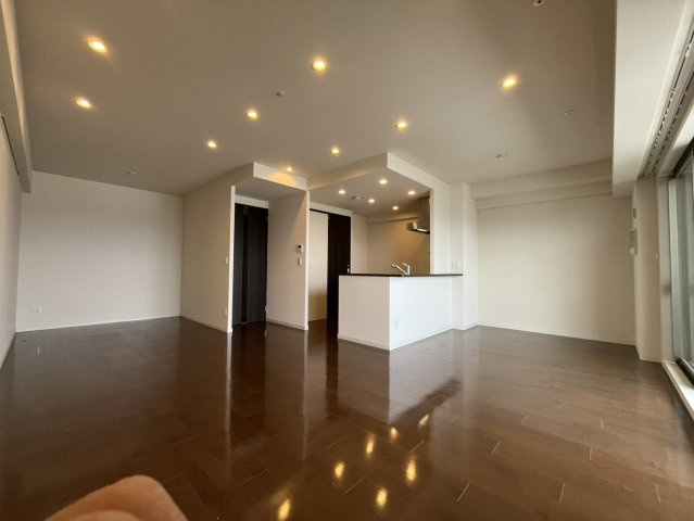 京都桂川つむぎの街マークスクエアの居間・リビング