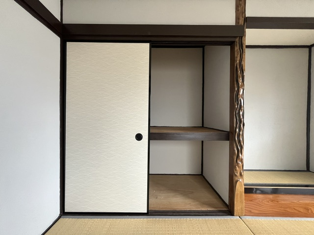 日置荘西町貸家の収納