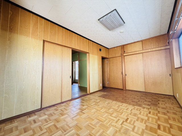 貝塚市久保1丁目　中古戸建の洋室