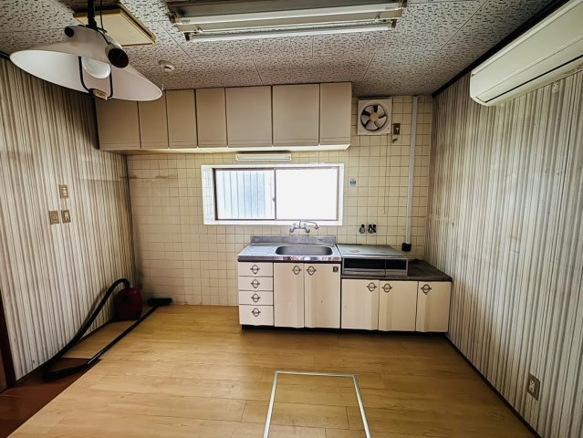 貝塚市久保1丁目　中古戸建のダイニング