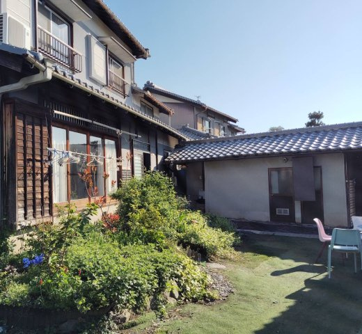 奈良市尼辻中町戸建てのその他|日当たりも良く、庭が素敵です。