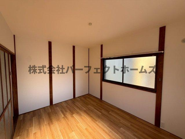 豊里町テラスハウス　賃貸の洋室|スタンダードな洋室です