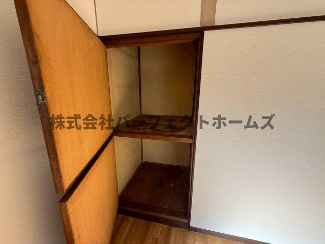 豊里町テラスハウス　賃貸の収納|収納豊富です
